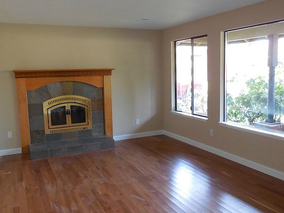 4th image of 16151 NE 113th Ct