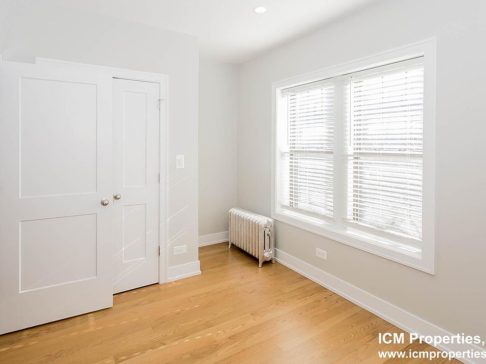 2nd image of 4600-8 N Winchester Ave #E1
