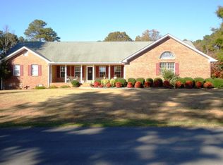 305 Magnolia Ln, Chatsworth, GA 30705