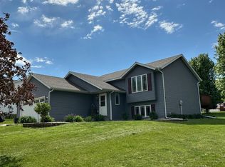 412 E South St, Dover, MN 55929