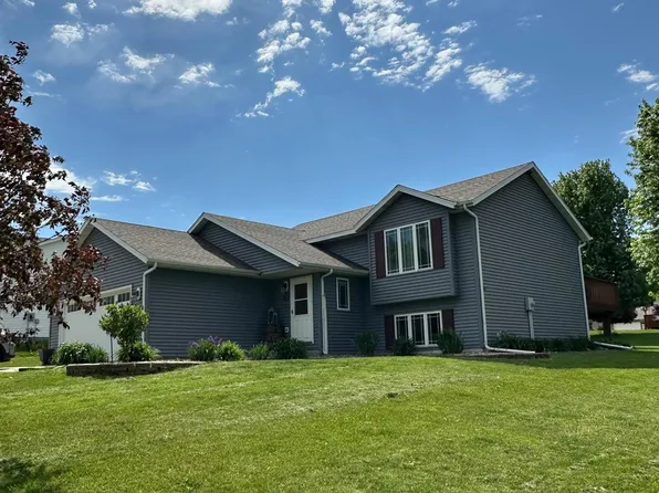 412 E South St, Dover, MN 55929