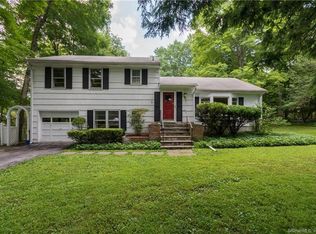 1405 Hope St, Stamford, CT 06907