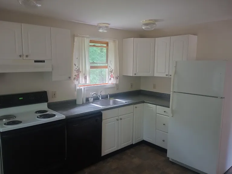 5A Lew Alice Dr #5A — Photo 5