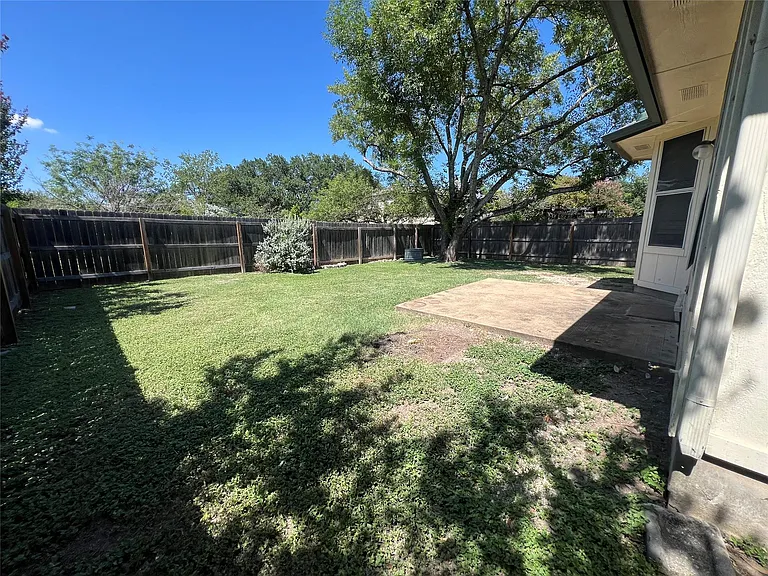 1156 Tetbury Ln — Photo 19