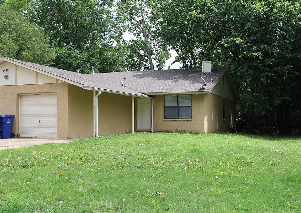 1st image of 4601-4603 S Gum Ave
