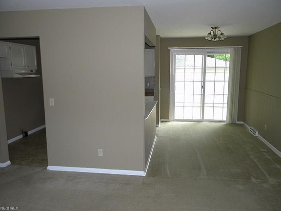 3rd image of 343 Erieview Blvd