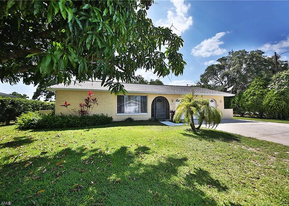 1st image of 5918 Untermeyer Ct