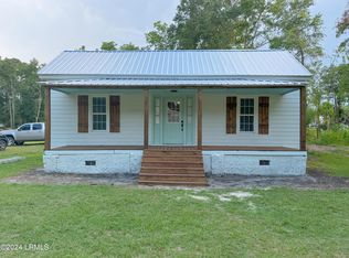 68 Fitts St, Luray, SC 29932
