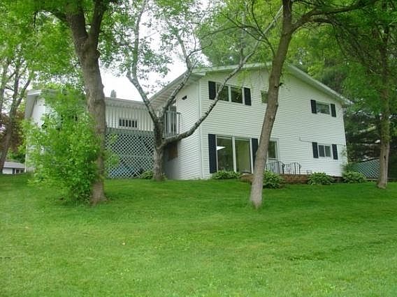 3rd image of 1213 Greenhill Dr