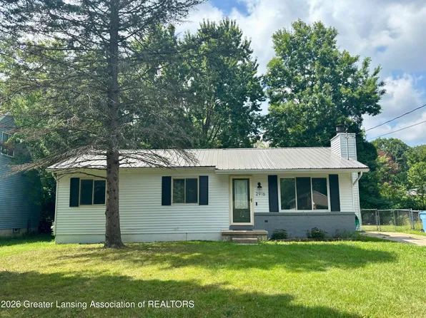 2916 Viking St, Lansing, MI 48911