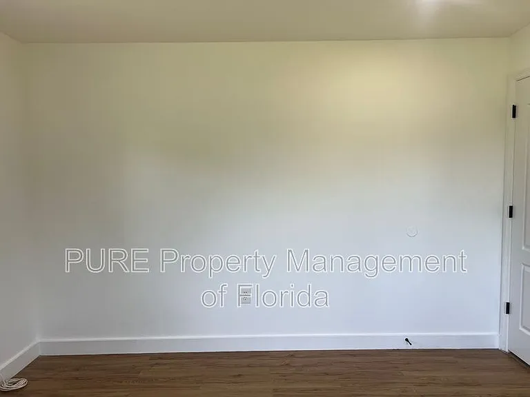 14232 SW 8th Ave — Photo 59