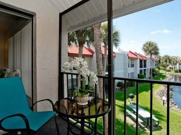 1801 Gulf Dr N Unit 215, Bradenton Beach, FL 34217