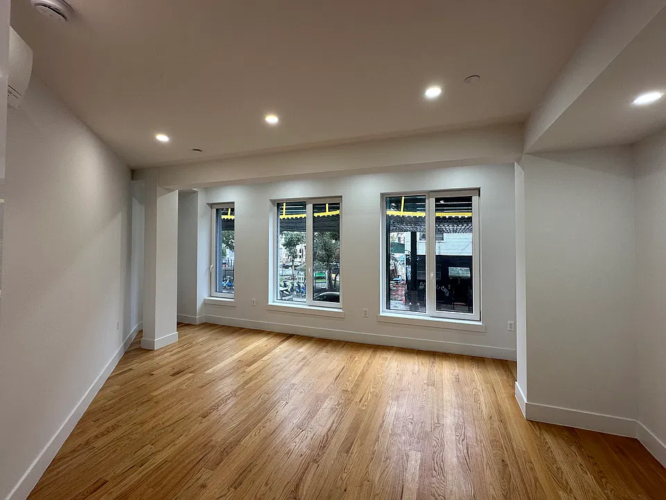 1497 Myrtle Ave #2A
