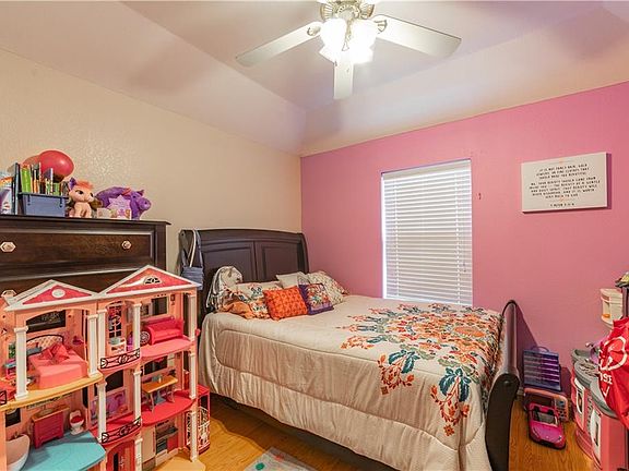 4th image of 2208 Carla Marie Way