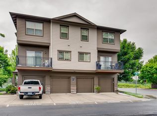 708 NE Adwick Dr, Hillsboro, OR 97006