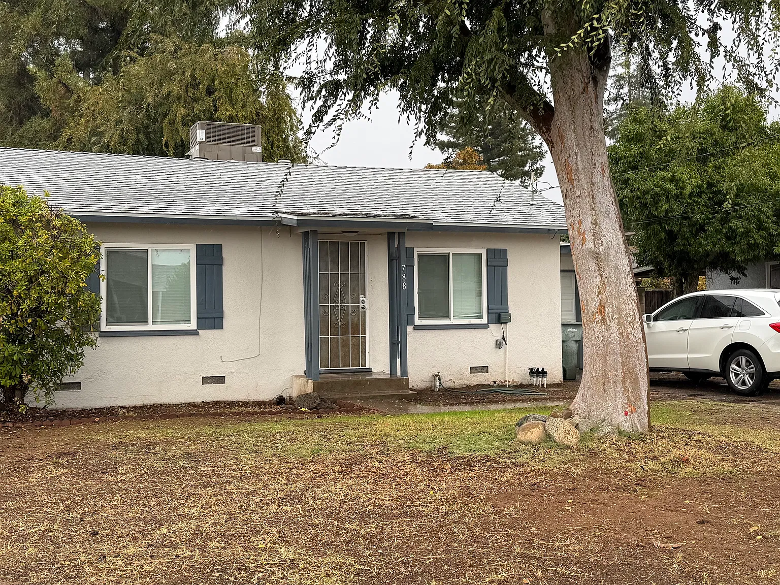 2 bed, 825 sqft, $1,850 — Photo 1