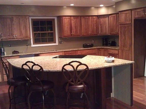 4th image of 7304 Black Oak Cir