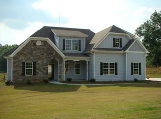 1221 Royal Ln, Loganville, GA 30052