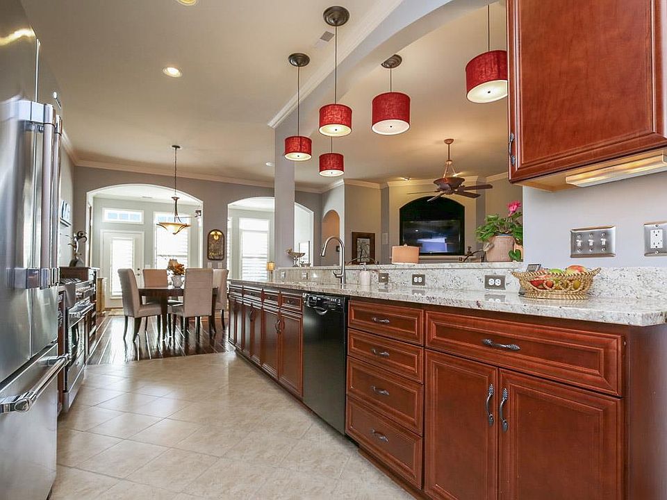 2nd image of 1227 Chickadee Cir