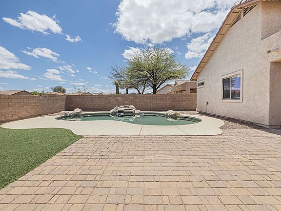 2nd image of 8350 N Sand Dune Pl
