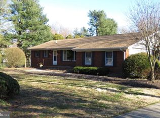9 Ballad Dr, Newark, DE 19702