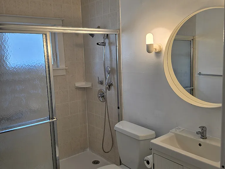 339 Crestwood Ave — Photo 7