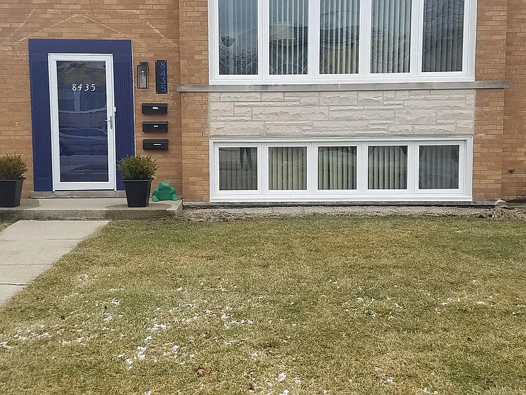 W Berwyn Ave — Photo 1