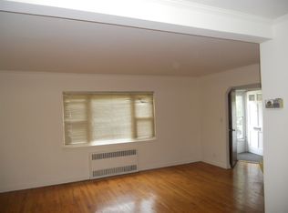 20312 42nd Ave #F1, Bayside, NY 11361