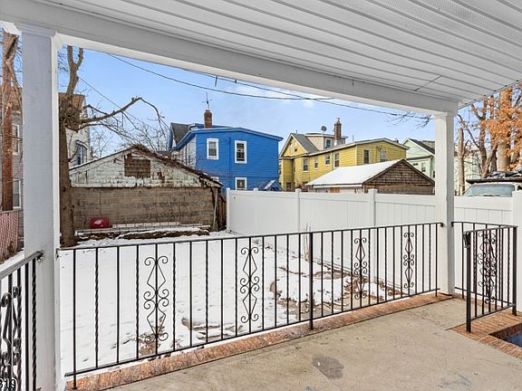 5th image of 216 Renner Ave