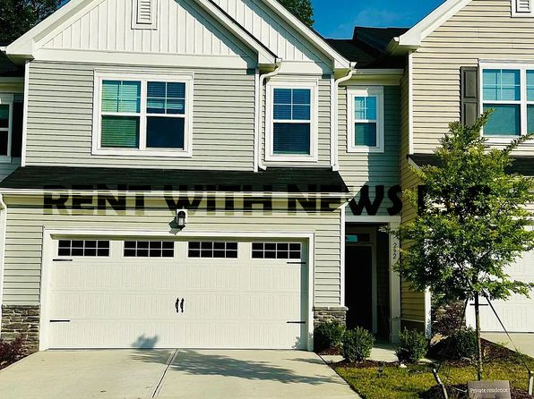 292 Hiking Hill Ln, Garner, NC