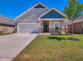 9049 NW 143rd St, Yukon, OK 73099