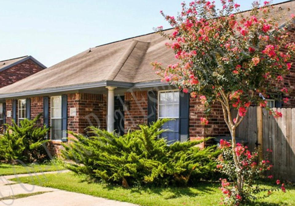 1st image of 3787 Oldenburg Ln #A
