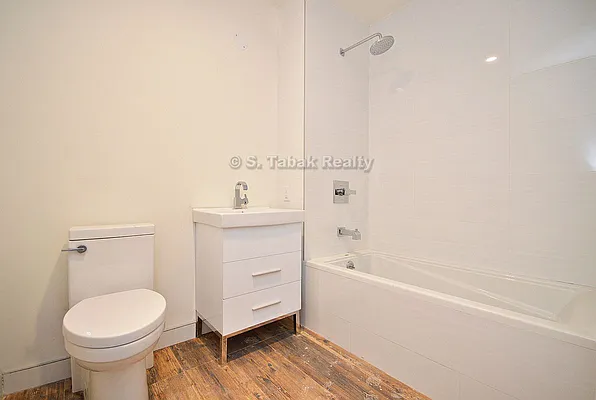 Rented by Simply Brooklyn Realty Inc | media 63