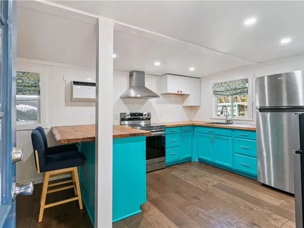 1700 Demere Rd, Saint Simons Island, GA 31522