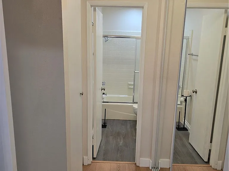 335 N Adams St #106 — Photo 14