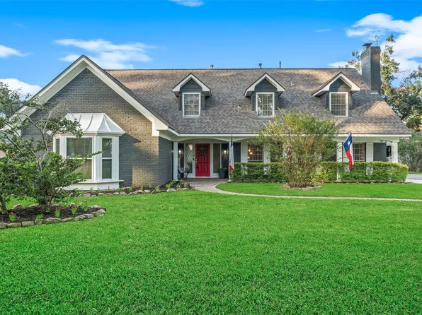 675 Stonewall Jackson Dr, Conroe, TX 77302