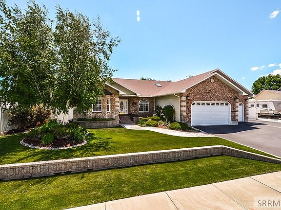 5th image of 255 Pevero Dr