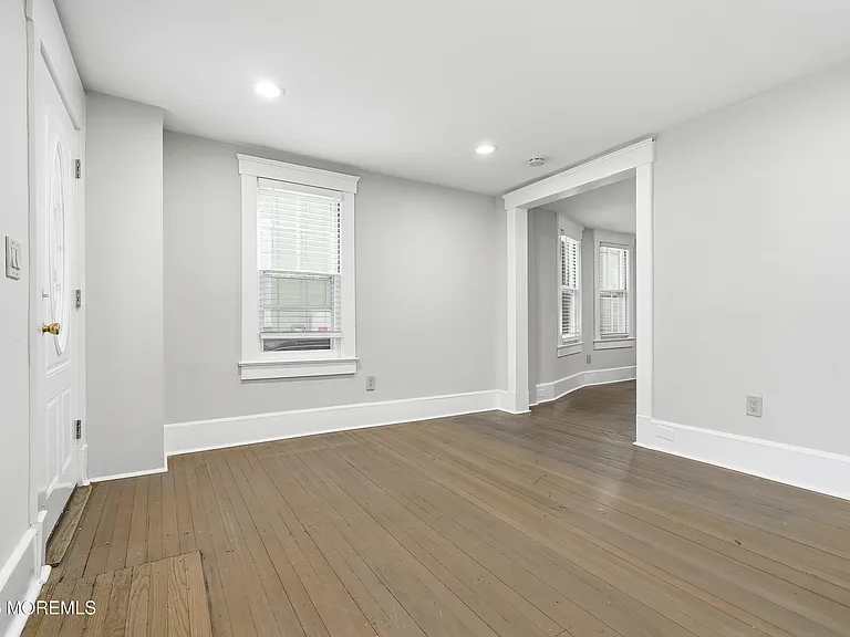 1114 Summerfield Ave — Photo 6