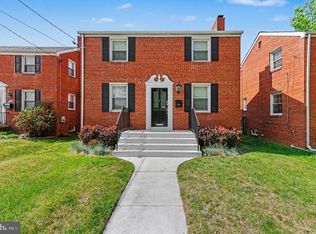 4504 20th St NE, Washington, DC 20018