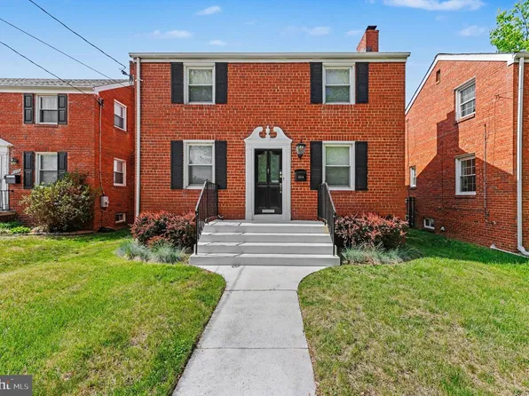 4504 20th St NE, Washington, DC 20018