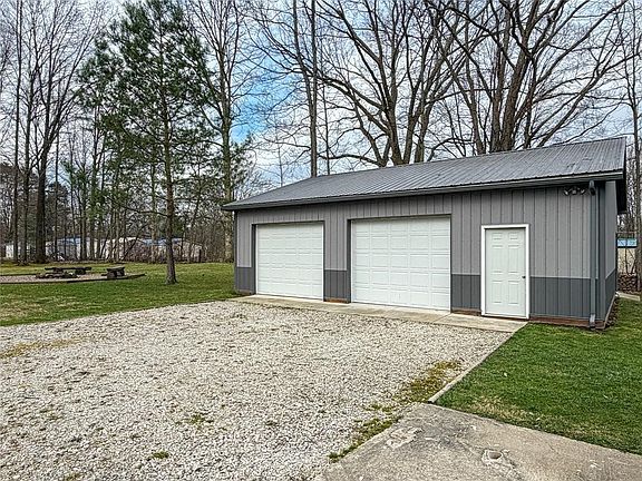 2nd image of 9221 Warren Dr