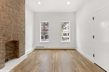 Rented by Venn NY Inc