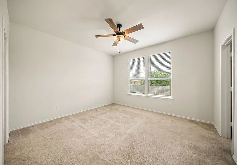 27627 Sienna Crk — Photo 16