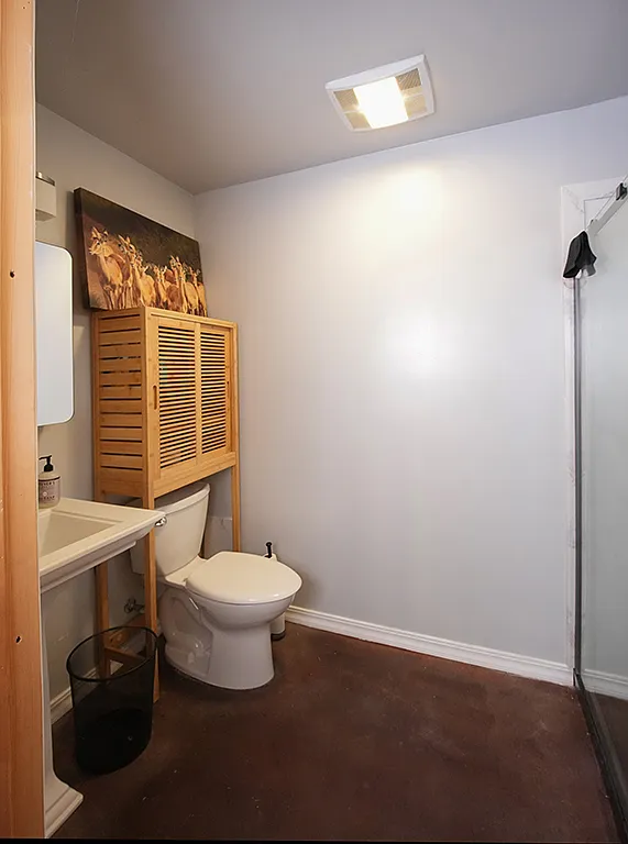 Studio, 10000 sqft, $2,375 — Photo 4