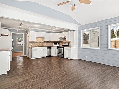 19 Mohawk St, Webster, NY 14580 | Zillow