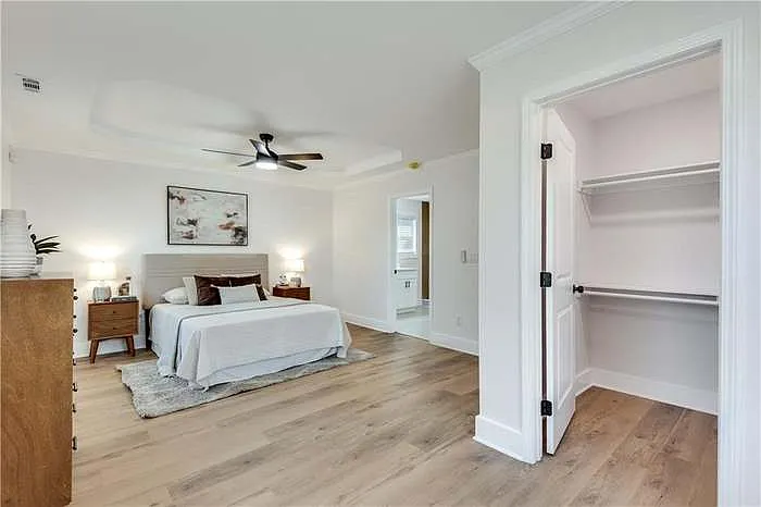1078 Hobson St SW — Photo 5
