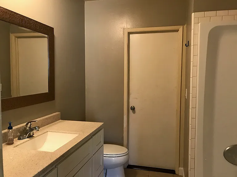 642 Lemar Park Dr #4 — Photo 21