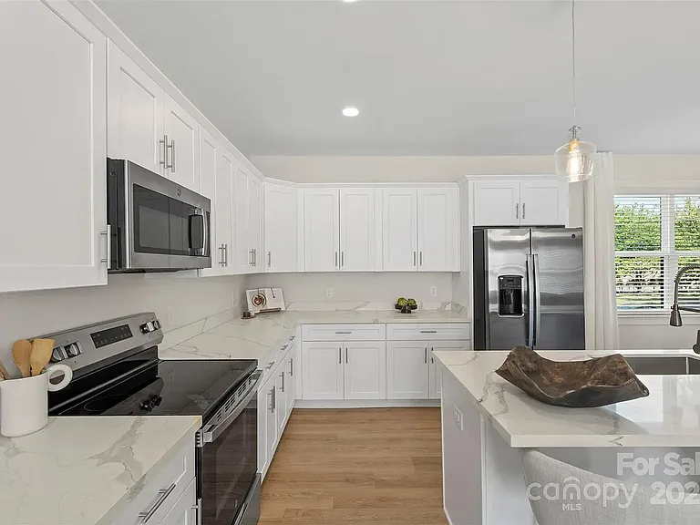 1104 Wonder Way — Photo 28