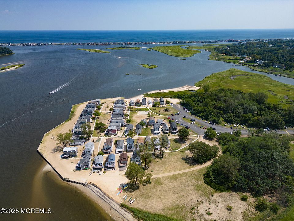 1st image of 142 Black Point Road #H9