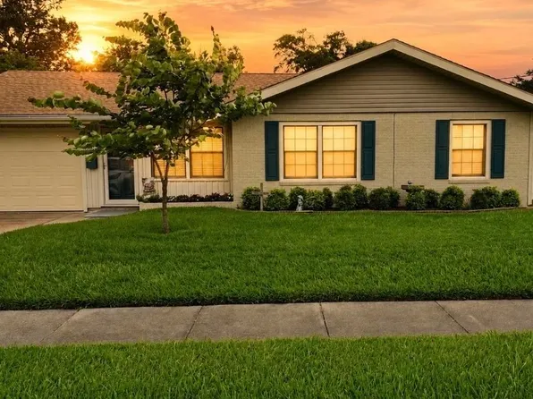 503 Scarlet St, Lake Charles, LA 70605
